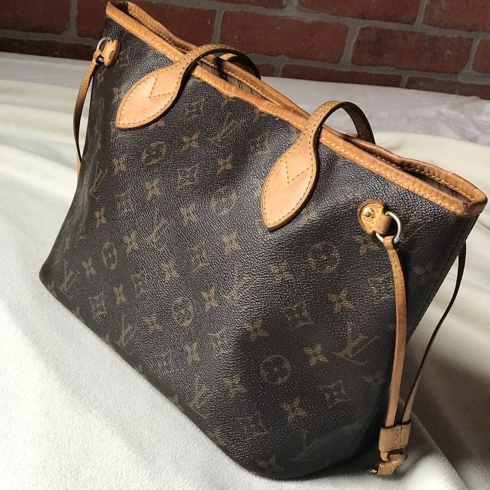 Louis Vuitton Neverfull PM